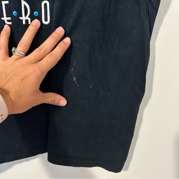 Foreigner Jukebox Hero Graphic Tee - Picture 5 of 5